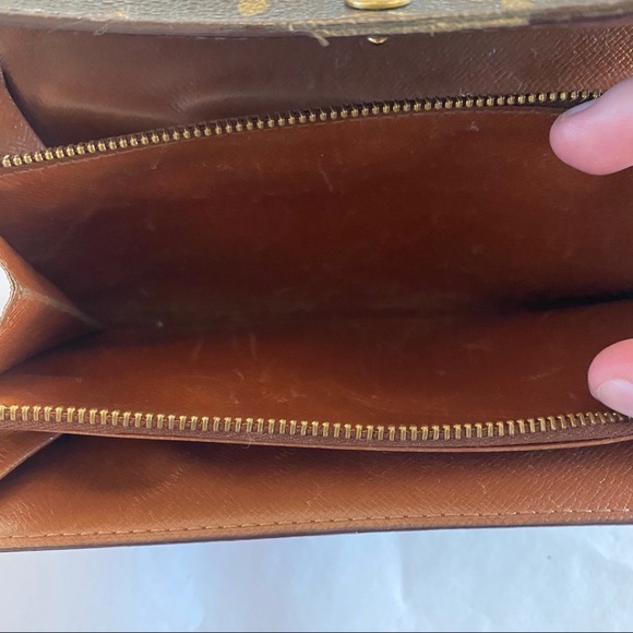 Vintage Louis Vuitton Monogram Sarah Long Wallet - Picture 6 of 13